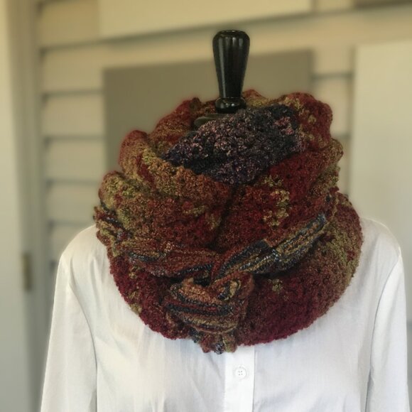 Hand Crocheted Red Tan Purple Pink Blue Boucle Extra Long Net Fringed Scarf - Picture 7 of 15